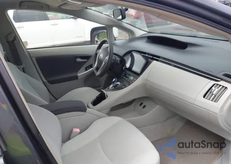 2011 Toyota Prius Two from USA, damaged, VIN JTDKN3DU6B5328442